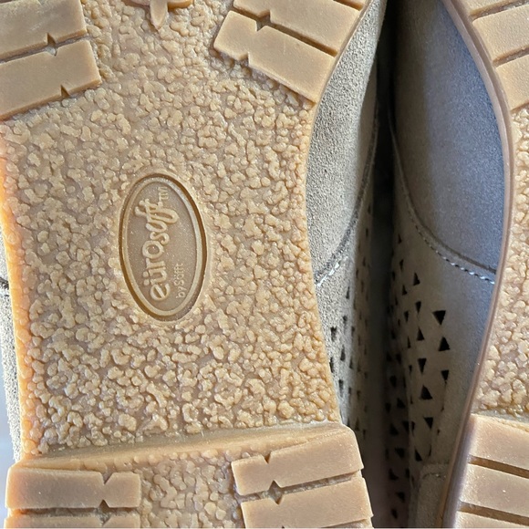 EuroSoft Emmeline laser cut taupe gray suede lace up chukka bootie 10 - Picture 6 of 16